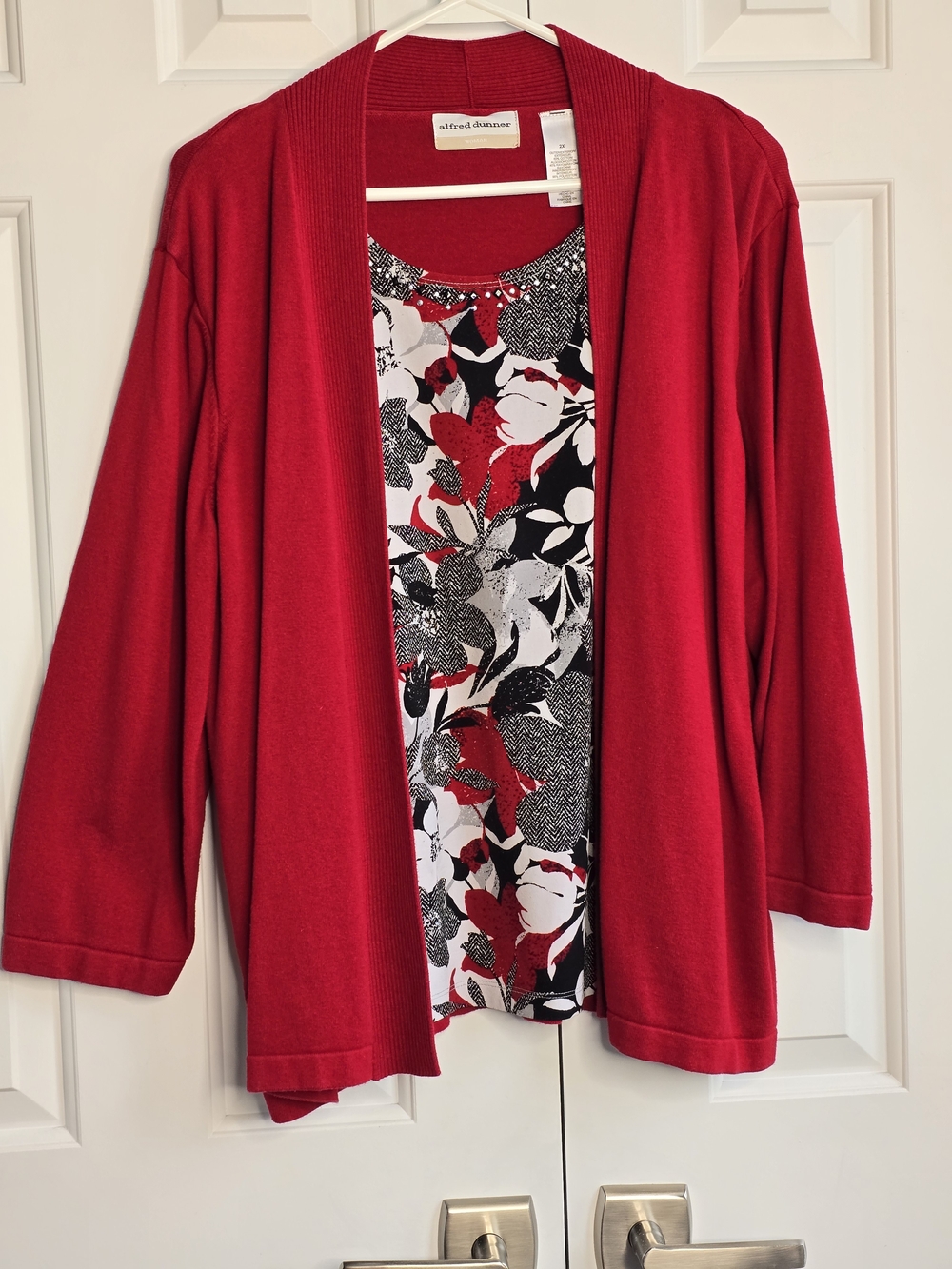 Alfred Dunner Red Open-Front Cardigan with Black & White Floral Shell